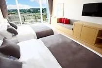 מלון ג'גו The Four Graces Resort