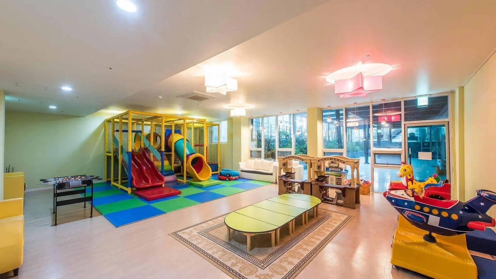 ג'גו The Four Graces Resort 4*,  קוריאה הדרומית